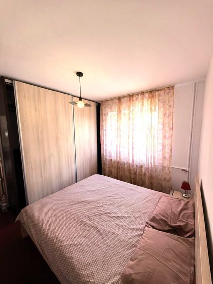 Apartament cu 3 camere decomandat în Rogerius