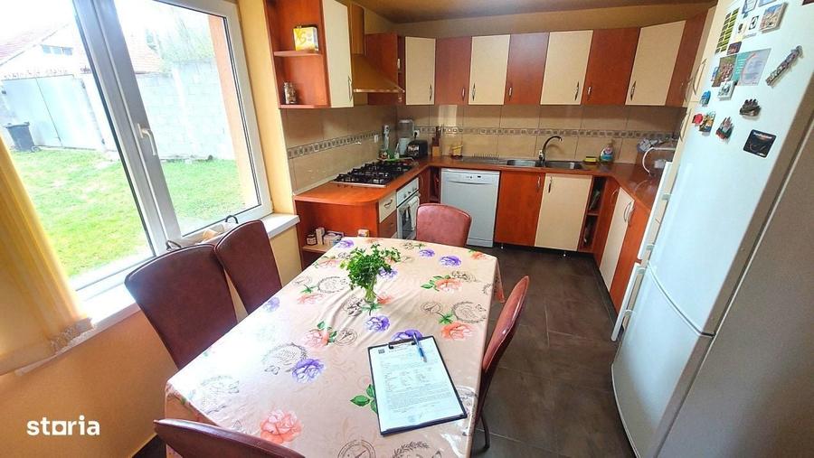 Gospodarie, casa cu 5 camere si 8272 mp teren, in Oarda - 13
