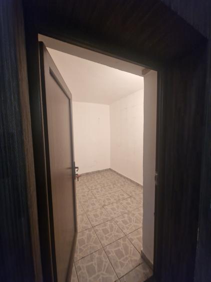 Spațiu comercial, de 250 mp, în Sud