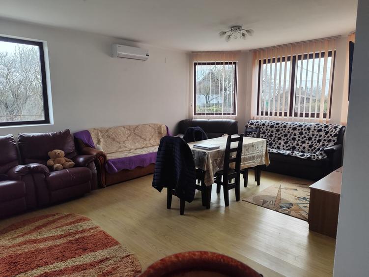 Casă individuală cu 5 camere cu Teren 1070 Mp în Dridu