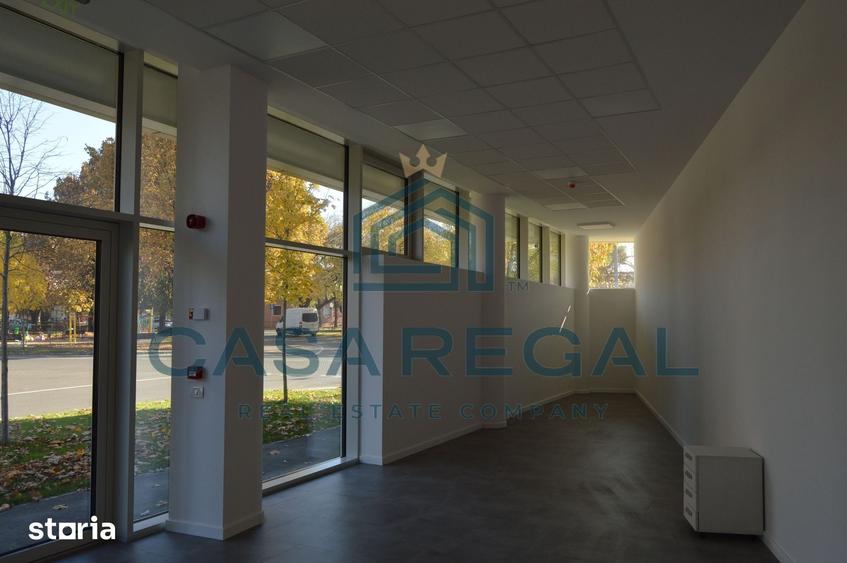 Spațiu comercial, de 52.36 mp, în Cantemir