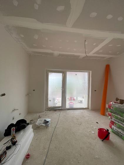 Duplex cu 4 camere cu Canalizare în Moșnița Nouă
