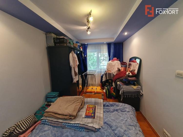 Apartament cu 3 camere semidecomandat în Kiriac