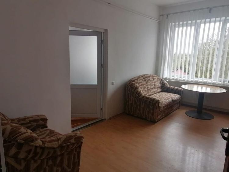 Apartament cu 3 camere nedecomandat în Central