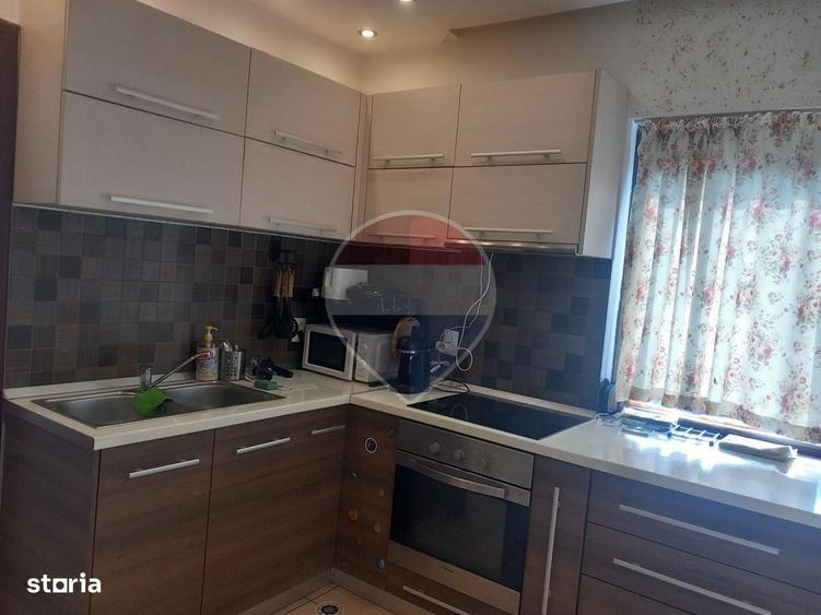 Apartament cu 3 camere în Nojorid