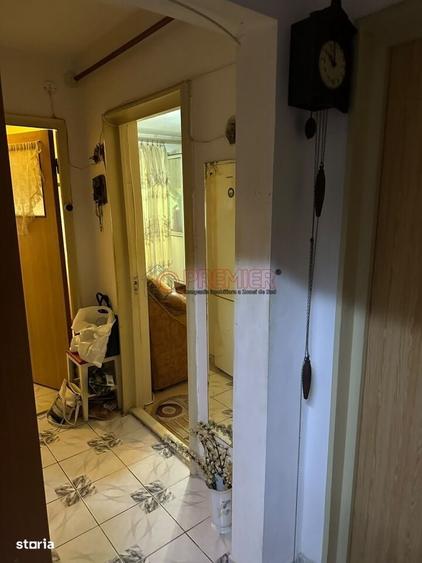 Apartament cu 3 camere decomandat în Jilava