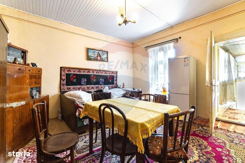 Casă cu 4 camere în Grânari