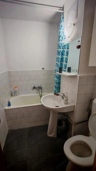 Apartament cu 2 camere semidecomandat în Exterior Vest