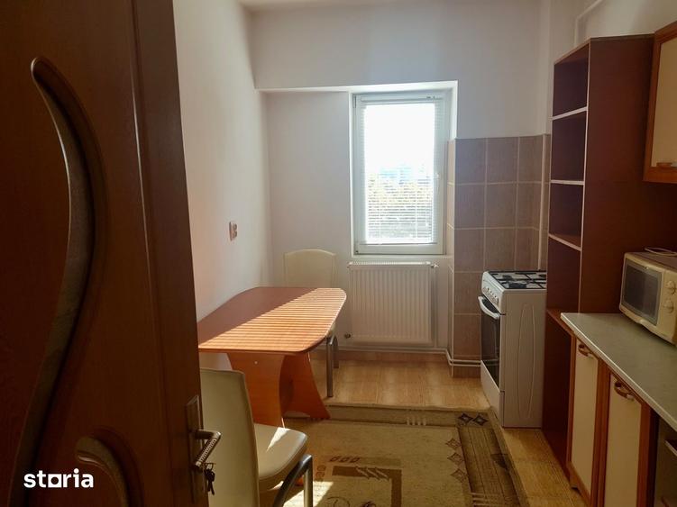 Apartament cu 2 camere decomandat în Independenței