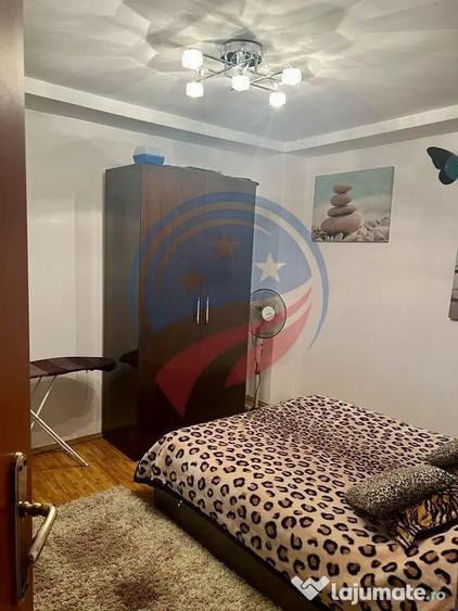 Apartament cu 3 camere decomandat în Craiovița Nouă