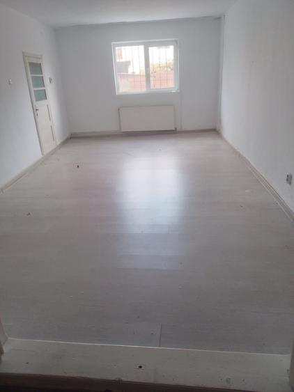 Apartament cu 2 camere semidecomandat în Exterior Vest