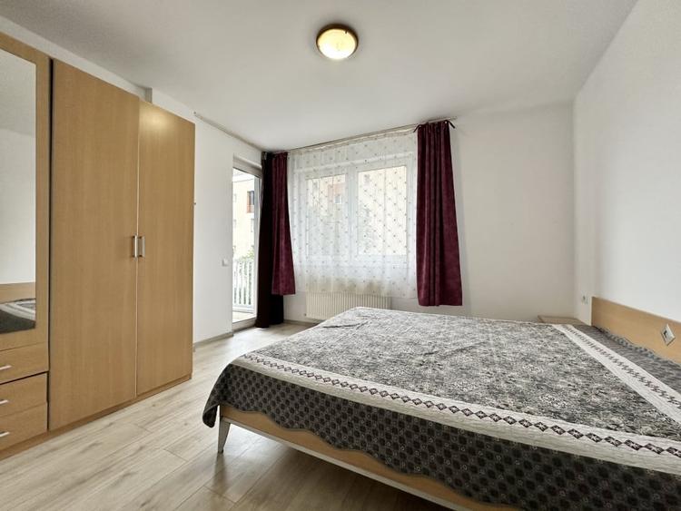 Apartament cu 3 camere semidecomandat, mobilat în Mărăști