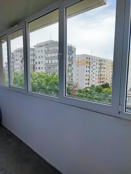 Apartament cu 2 camere semidecomandat, mobilat în Baba Novac