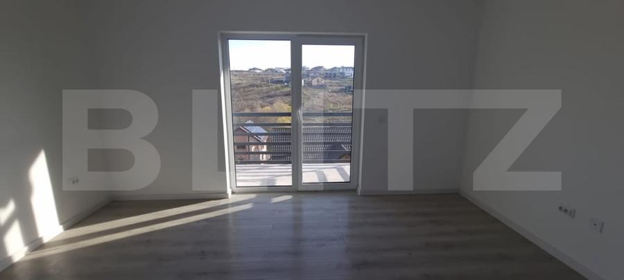 Duplex cu 4 camere cu Canalizare în Hlincea