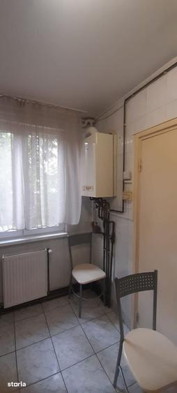 Apartament cu 3 camere decomandat în Drumul Taberei