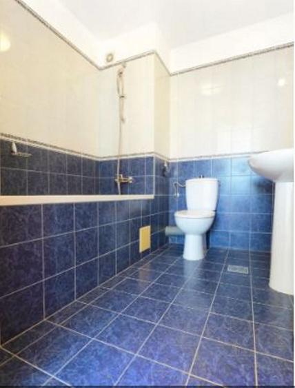 Apartament cu 5 camere decomandat în Șoseaua Nordului