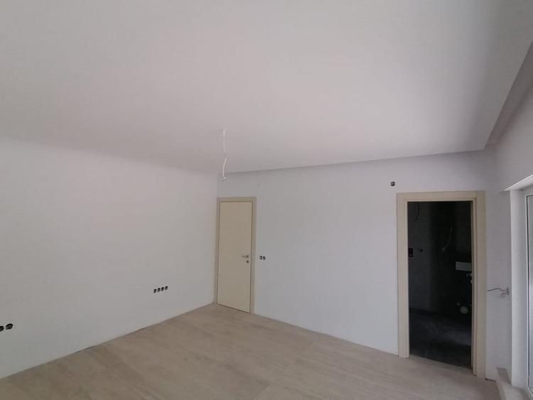 Casă cu 5 camere cu Piscina în Cisnădie
