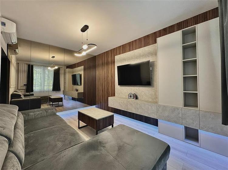 Apartament cu 2 camere decomandat în Floreasca