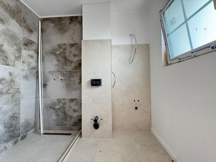 Duplex cu 5 camere cu Canalizare în Moșnița Nouă