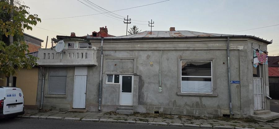 Spațiu comercial, de 55 mp, în Central