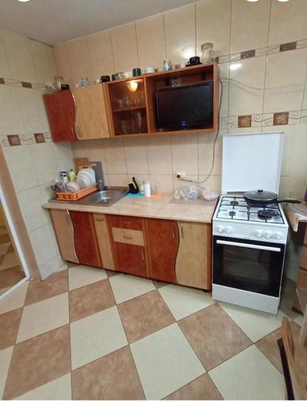 Apartament cu 3 camere decomandat în Militari