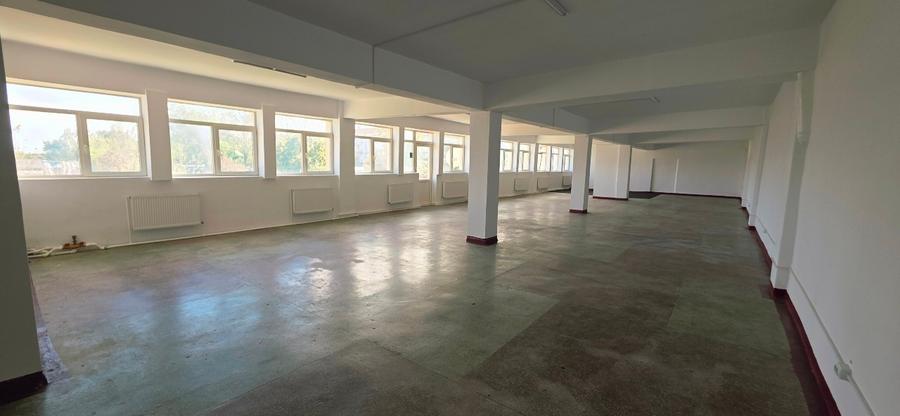 Spațiu comercial, de 620 mp, în Sud