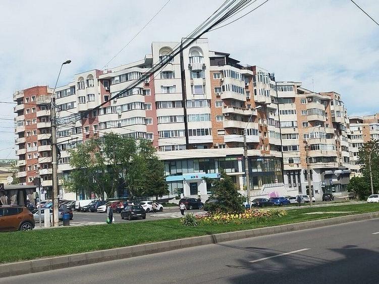 Birou, de 150 mp, în Mazepa 2