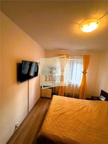 Apartament cu 4 camere decomandat, mobilat în Valea Aurie
