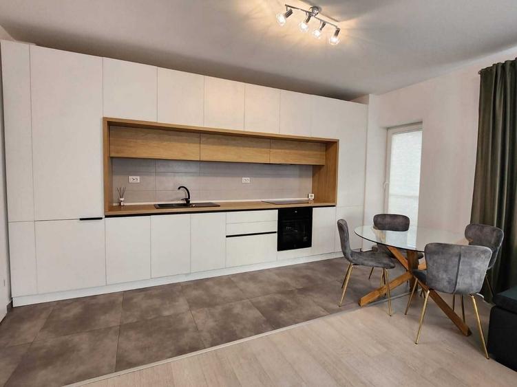 Apartament cu 2 camere decomandat în 13 Decembrie