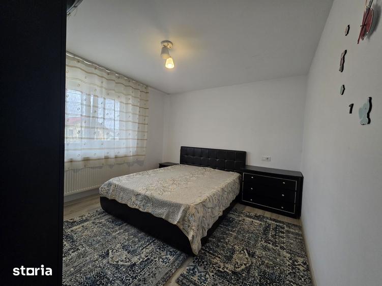 Casă cu 4 camere cu Teren 200 Mp în Trivale