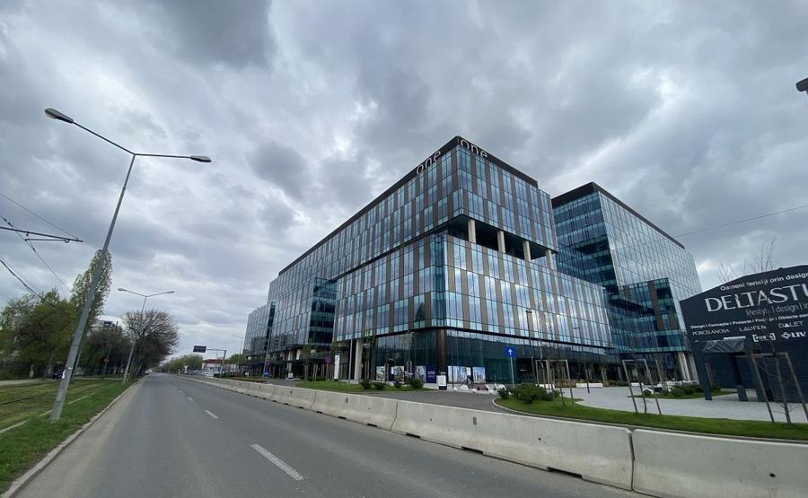 Spațiu comercial, de 65,432 mp, în Panduri