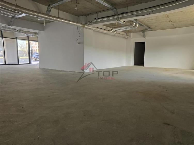 Spațiu comercial, de 185 mp, în Tudor Vladimirescu