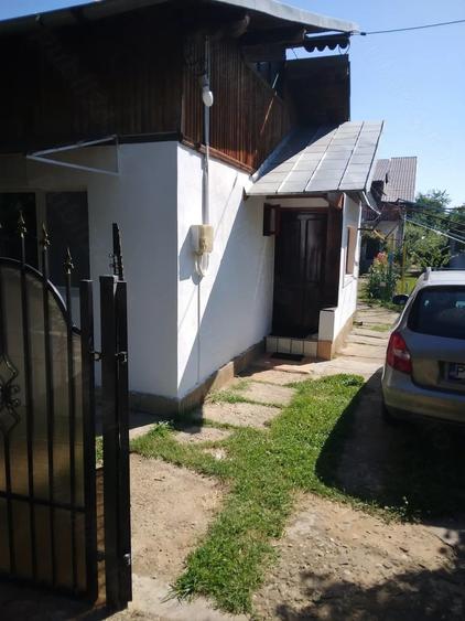 Casă cu Teren 50 Mp în Central