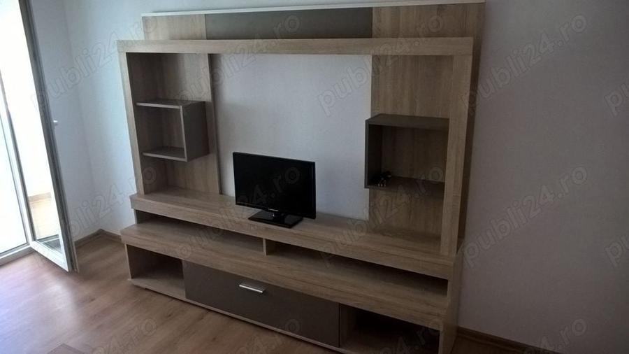 Apartament cu 3 camere decomandat în Complex Studențesc