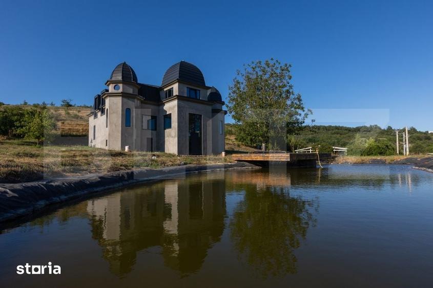 Spațiu comercial, de 1,224.33 mp, în Bucovăț