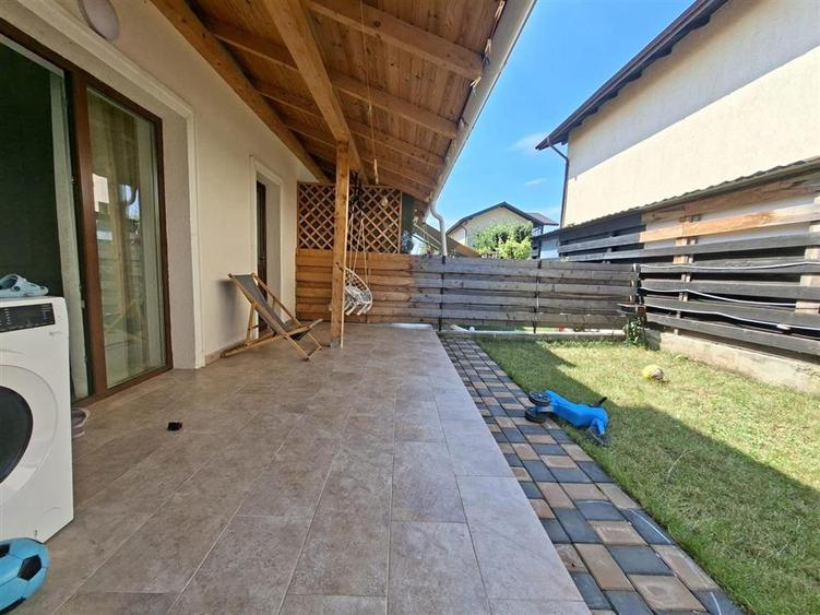 Casă cu 4 camere cu Teren 250 Mp în Lunca Cetățuii