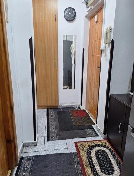Garsonieră decomandată, mobilată în Central