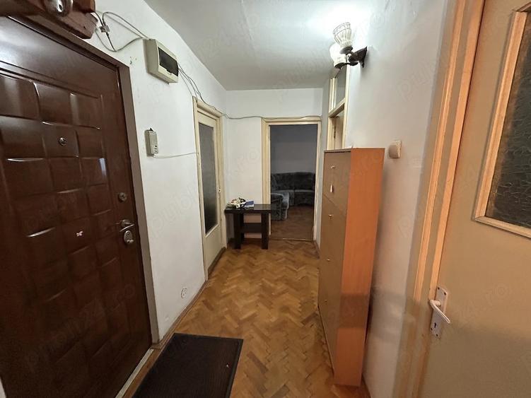 Apartament cu 3 camere decomandat în Micălaca