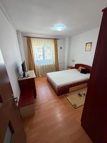 Apartament cu 2 camere semidecomandat în 13 Septembrie