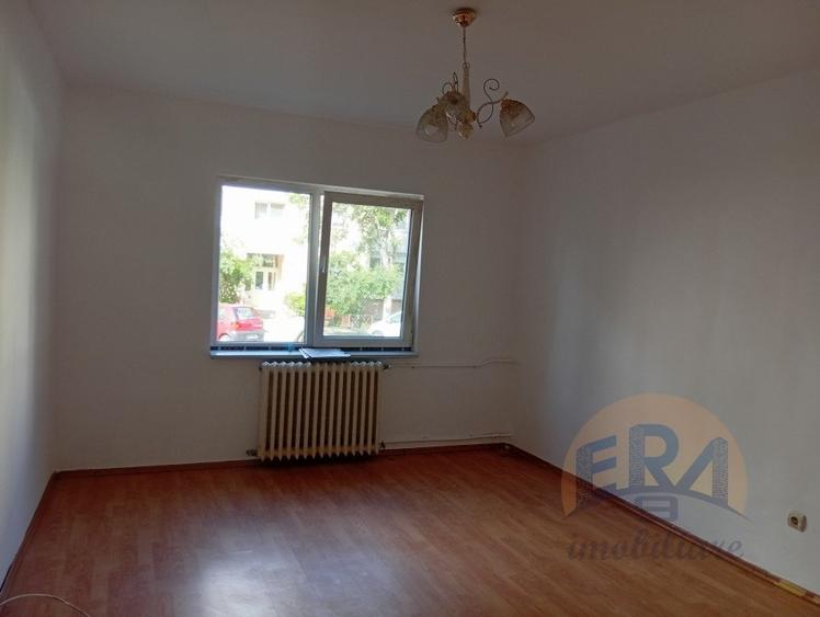 Garsonieră decomandată în Sânmartin