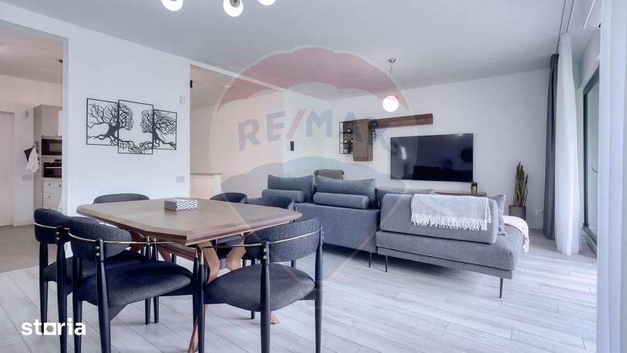 Apartament cu 3 camere în Schei