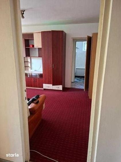 Inchiriez apartament 2 camere, semidecomandat, zona Florilor - 2