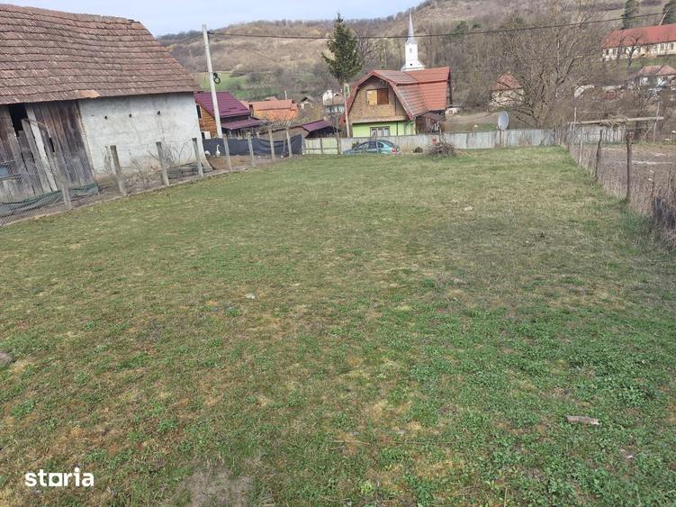 Teren intravilan Sacareni - 2