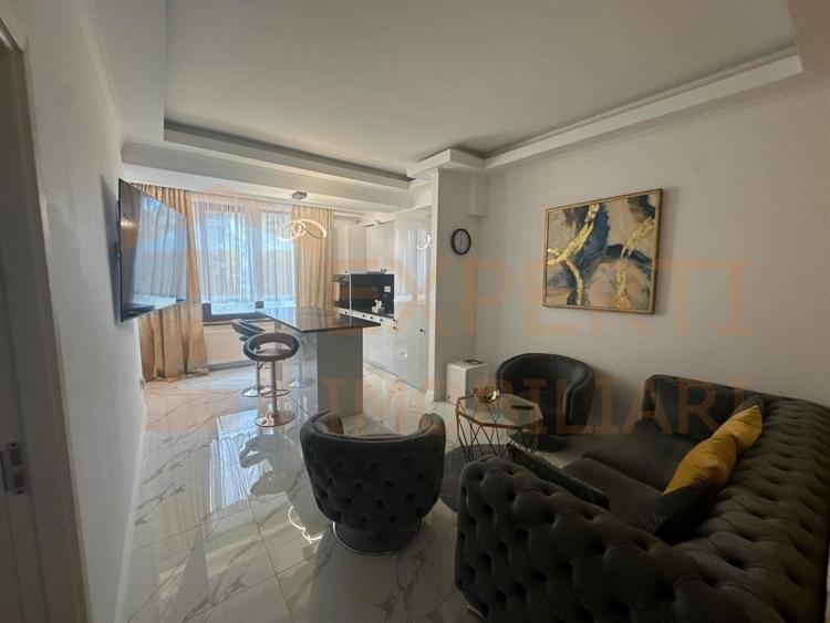 Apartament cu 2 camere decomandat, mobilat în Mamaia-Sat
