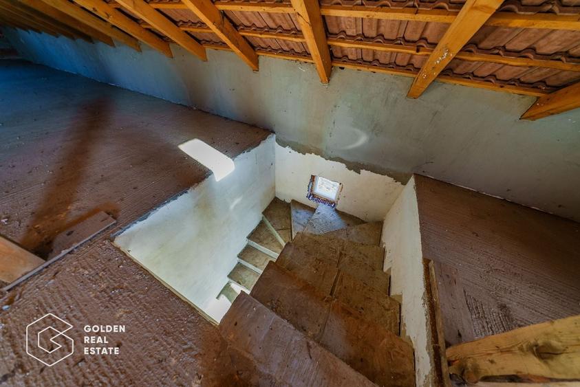 Casă individuală cu 3 camere cu Canalizare în Aluniș