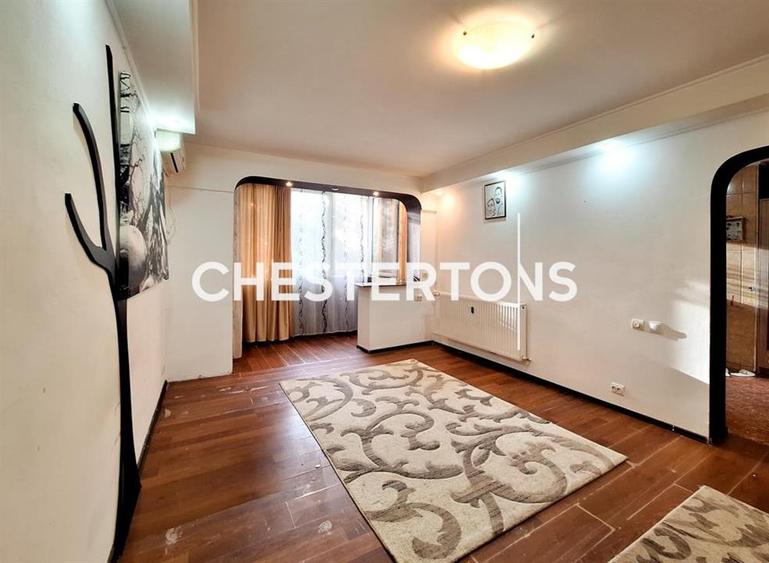 Apartament cu 3 camere semidecomandat, mobilat în Titan