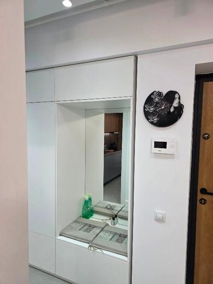 Apartament cu 2 camere decomandat, mobilat în Central