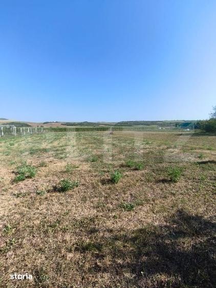Casă cu 1 camere cu Teren 2070 Mp în Unirea