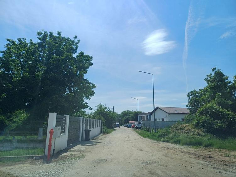 Spațiu comercial, în Pielești