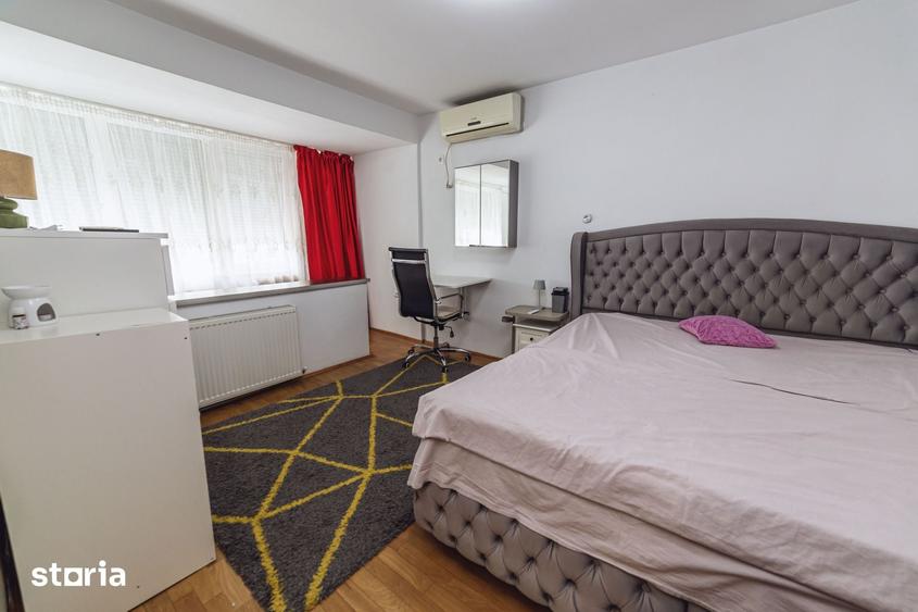 Apartament cu 3 camere semidecomandat în Titan